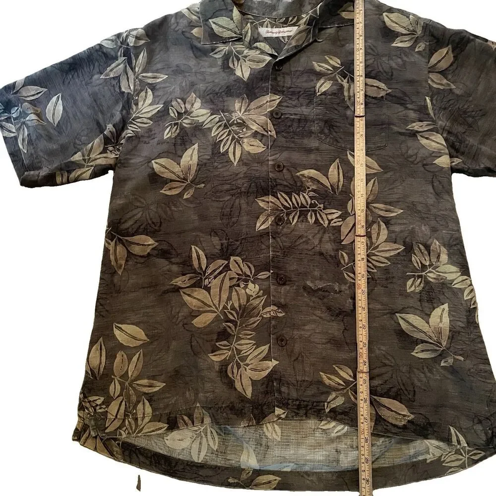 Tommy Bahama Men Medium 100% Silk Hawaiian Camp Shirt Brown Leaf Resort Beach
